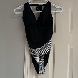 Movemama Breastfeeding Swimsuit